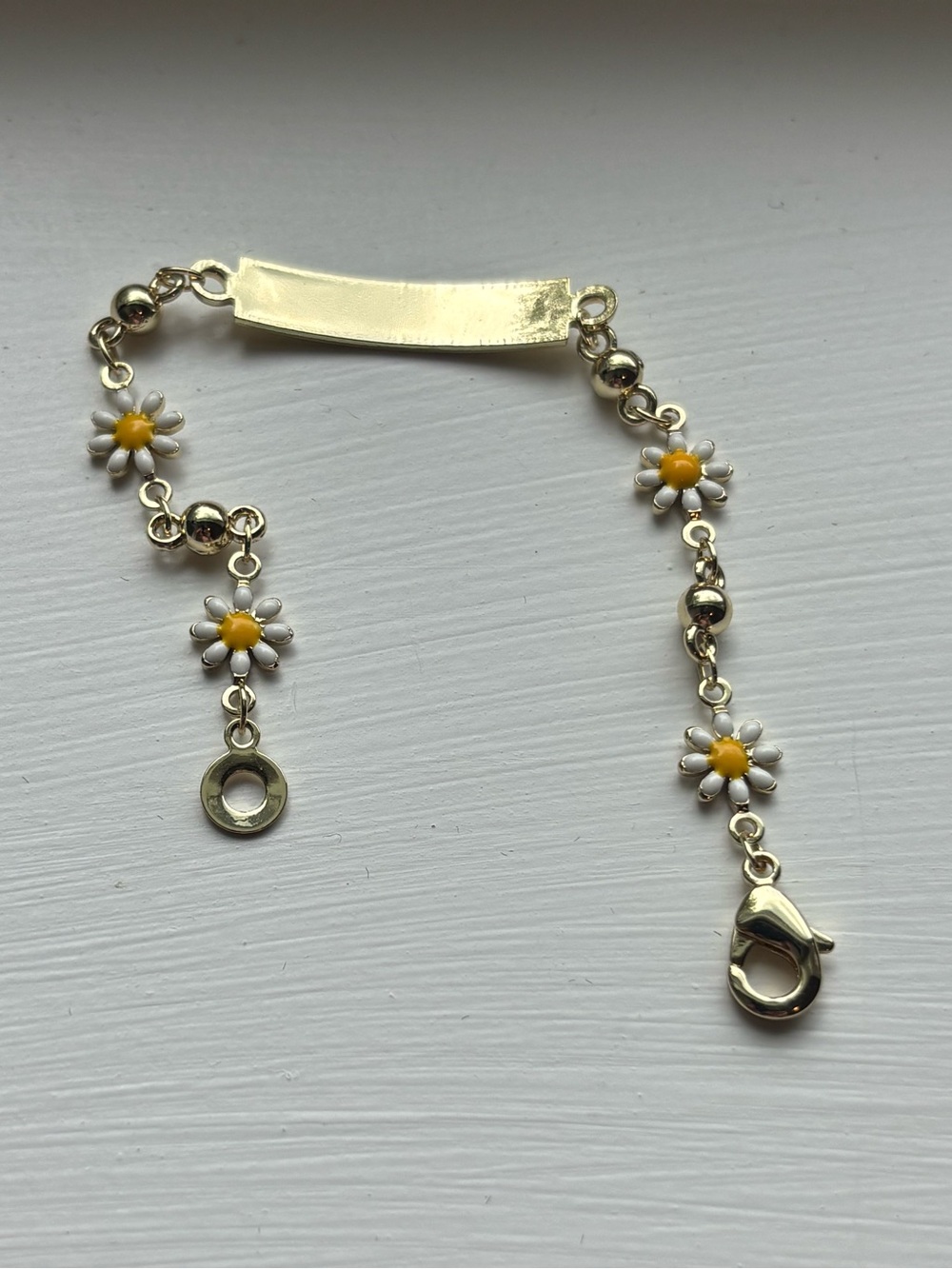 Gold Plated Daisy Nameplate Bracelet Floral Chain ID Petite Bracelet Cute Trendy - Picture 6 of 8